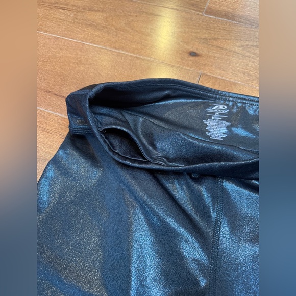 NWOT PRO PLAYER Black Shiny Leggings - Picture 3 of 9